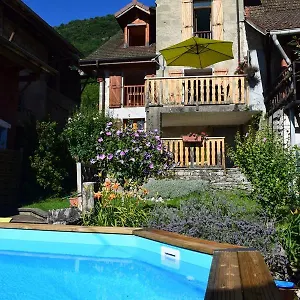 autour-du-soleil.hotels-rhonealpes.com/